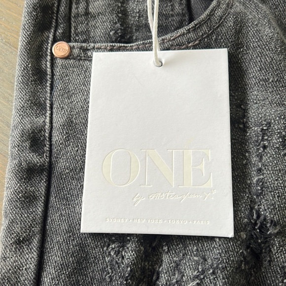 NWT One by One Teaspoon Trashed Free Birds Skinny 7/8 Length Jeans Sz 29 - Picture 3 of 9